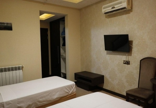 عکس هتل هزار