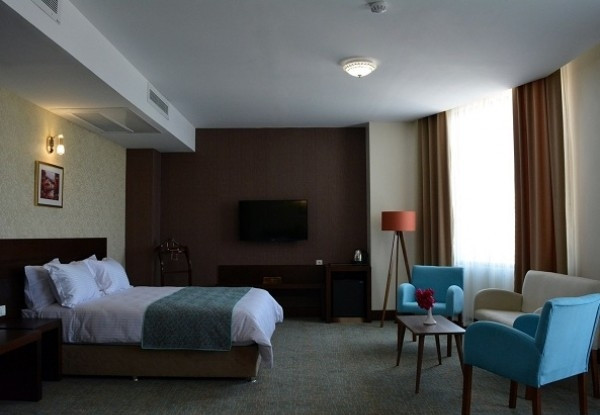 عکس هتل بین المللی لیلیوم