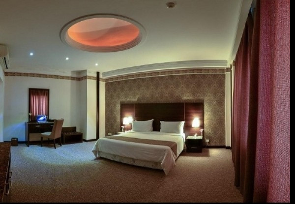 عکس هتل صدف