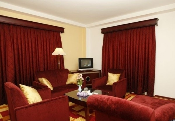 عکس هتل سارا