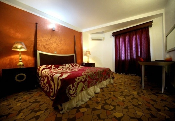 عکس هتل سارا