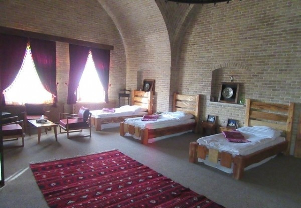 تصویر هتل کاروانسرای یام