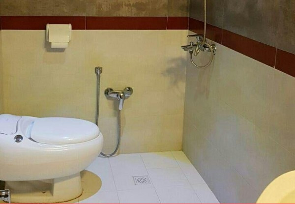 عکس هتل انقلاب