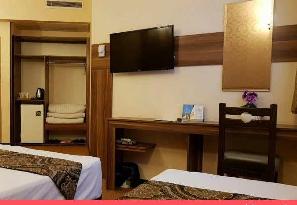 عکس هتل انقلاب