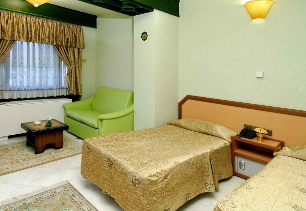 عکس هتل خانه سبز