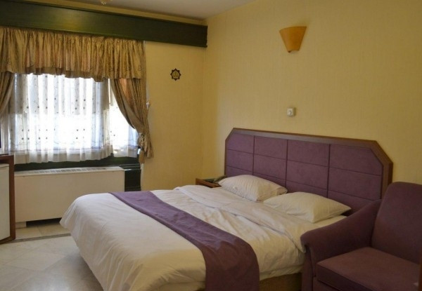 عکس هتل خانه سبز