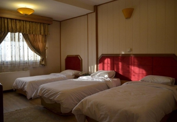 عکس هتل خانه سبز