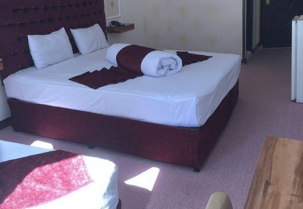 عکس هتل خاور