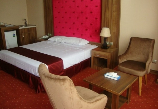 عکس هتل خورشید تابان