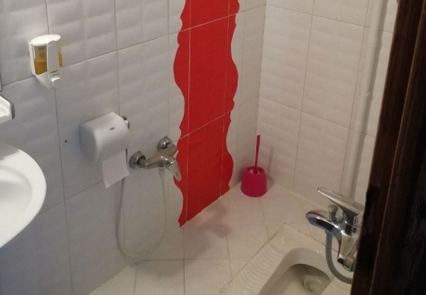 عکس هتل معین درباری