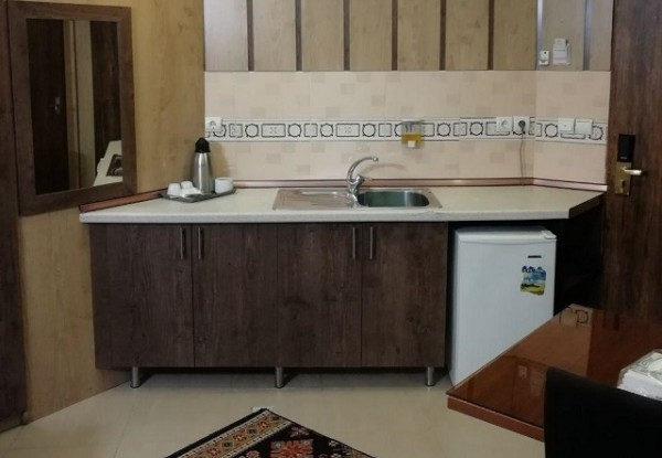 عکس هتل معین درباری