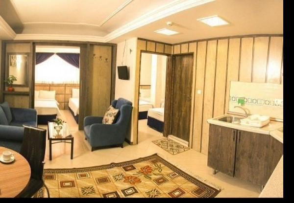 عکس هتل معین درباری