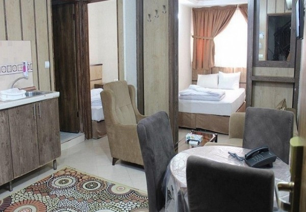 عکس هتل معین درباری