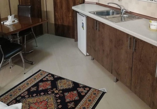 عکس هتل معین درباری