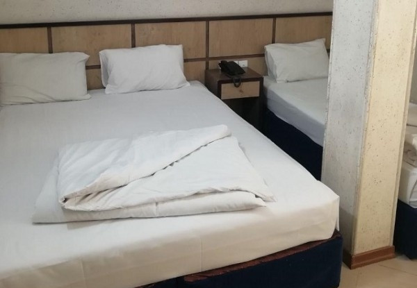 عکس هتل معین درباری