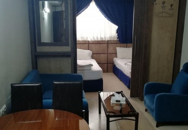 عکس هتل معین درباری