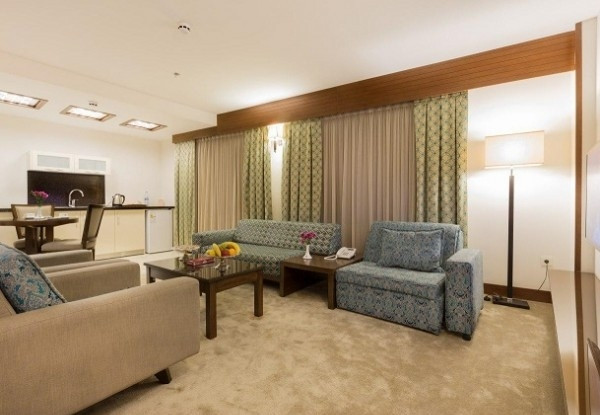 عکس هتل نگین پاسارگاد