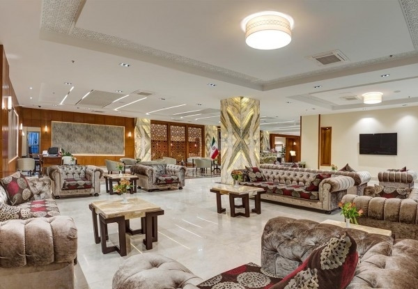 عکس هتل نگین پاسارگاد