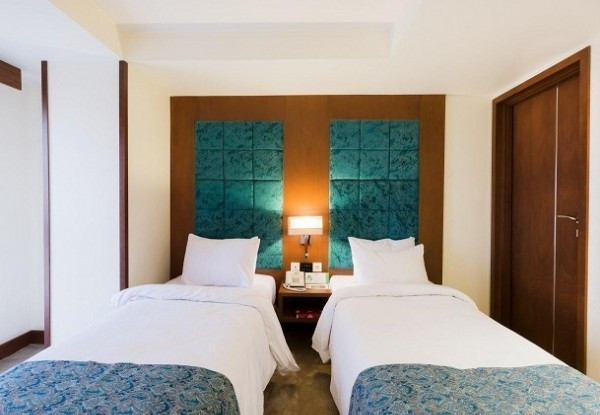 عکس هتل نگین پاسارگاد