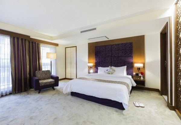 عکس هتل نگین پاسارگاد