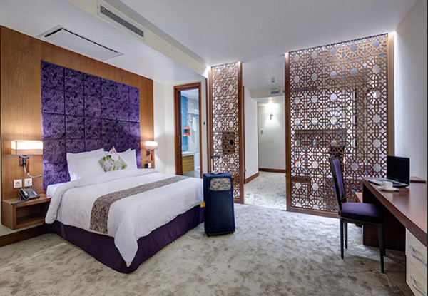 عکس هتل نگین پاسارگاد