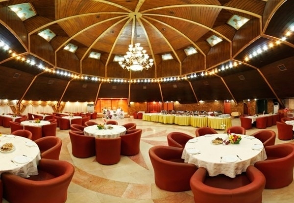 عکس هتل توریست توس