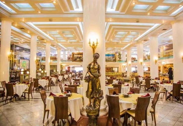 عکس هتل بین المللی قصر