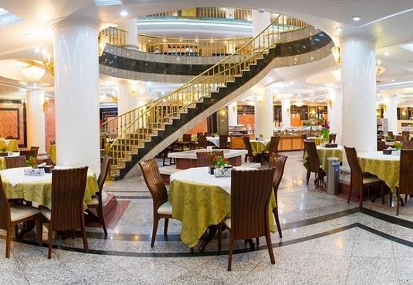 عکس هتل بین المللی قصر