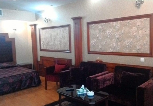 عکس هتل صادقیه توس