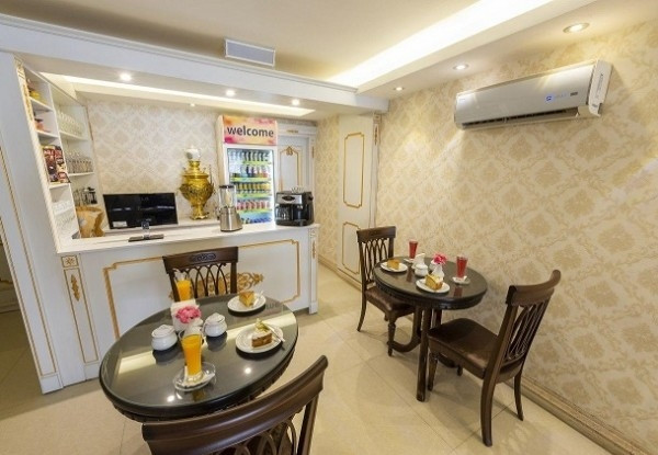 عکس هتل مهر و ماه