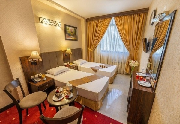 عکس هتل مهر و ماه