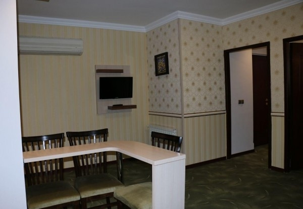 عکس هتل زمرد