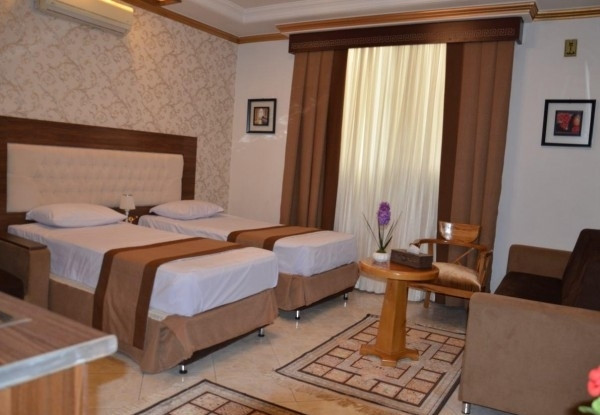 عکس هتل زمرد