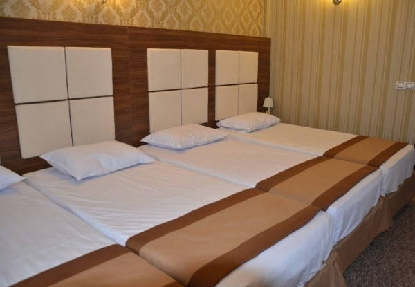 عکس هتل زمرد