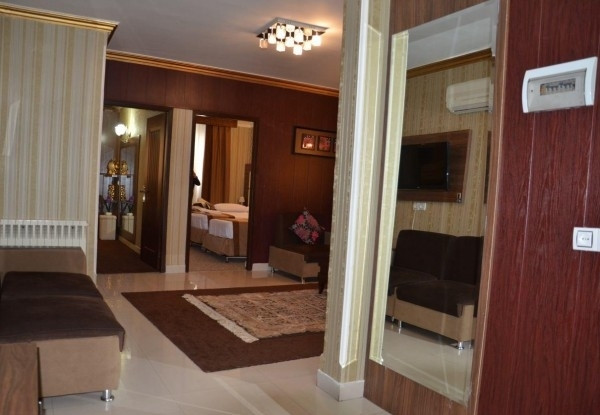 عکس هتل زمرد