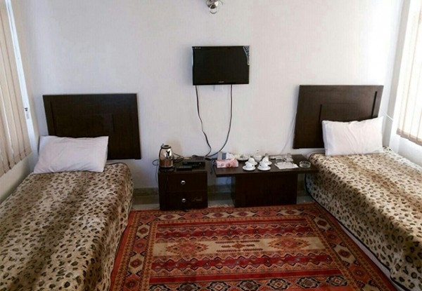 عکس هتل باغ ایران زمین