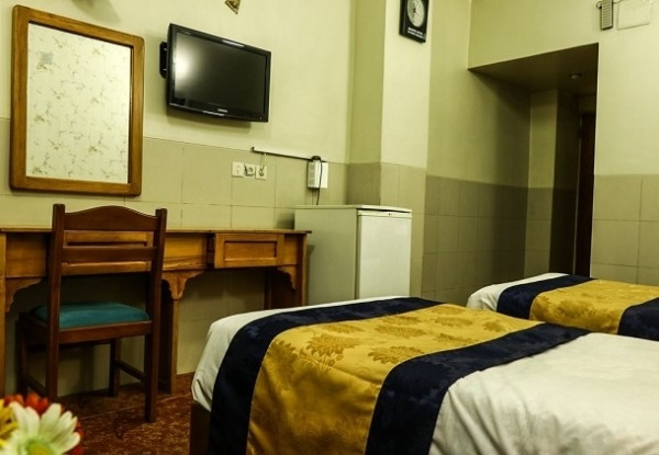 عکس هتل آناهیتا