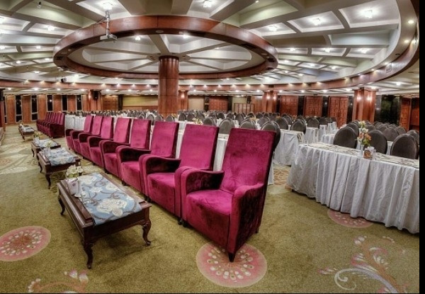 عکس هتل بزرگ