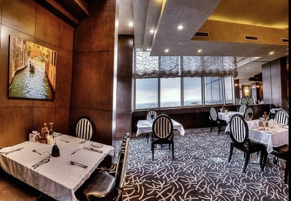 عکس هتل بزرگ