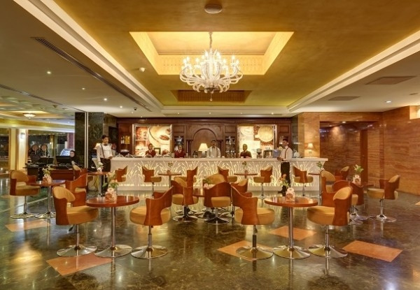 عکس هتل بزرگ