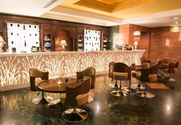 عکس هتل بزرگ