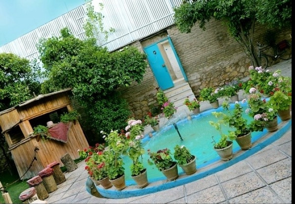 عکس هتل خانه باغ ایرانی