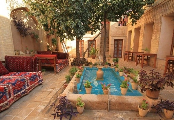 عکس هتل ماه منیر