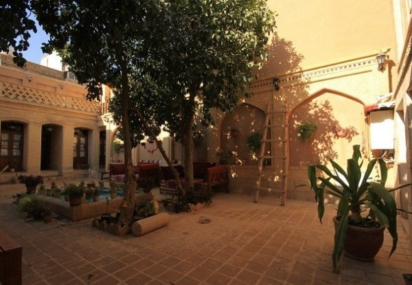 عکس هتل ماه منیر