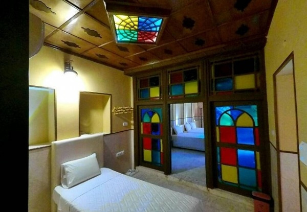 عکس هتل سنتی نیایش