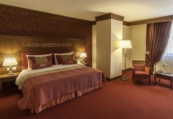 عکس هتل زندیه