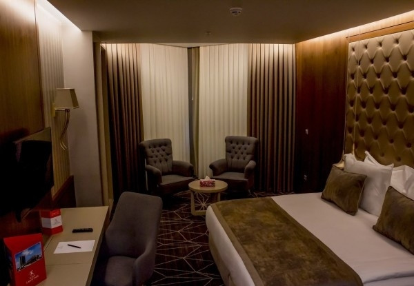 عکس هتل لاله پارک