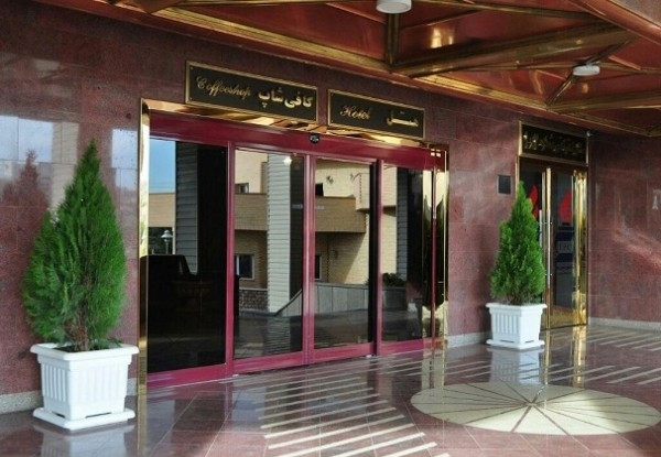 عکس هتل پتروشیمی