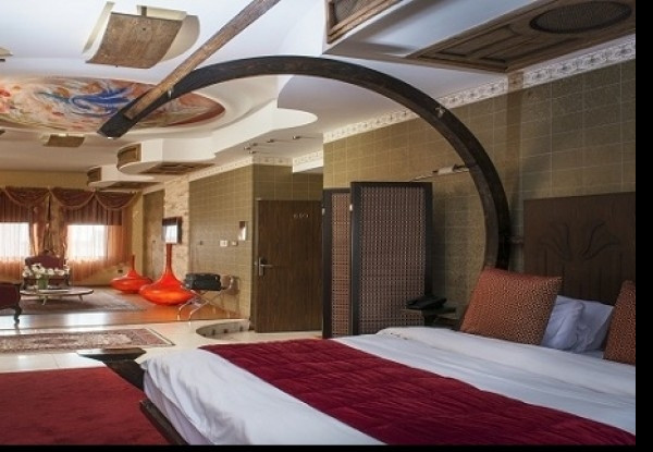 عکس هتل بزرگ فردوسی