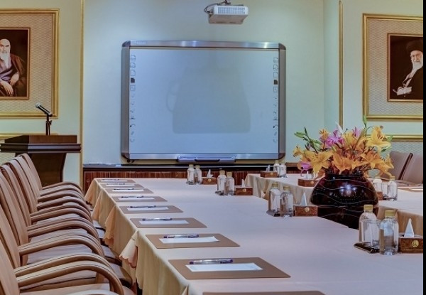 عکس هتل بزرگ